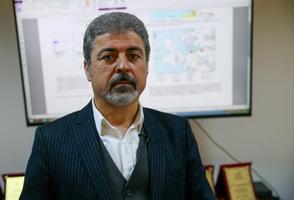 Seferihisar ilçesi açıklarındaki 6,6 büyüklüğündeki depremle sarsılan İzmir'de, Dokuz Eylül Üniversitesi (DEÜ) tarafından hazırlanan erken uyarı sistemi projesiyle büyük yer hareketlerinin önceden tespit edilerek deprem sırasında oluşabilecek can ve mal kaybının azaltılması hedefleniyor. DEÜ Deprem Araştırma ve Uygulama Merkezi (DAUM) Müdürü Prof. Dr. Hasan Sözbilir, AA muhabirine açıklamada bulundu. ( Halil Fidan - Anadolu Ajansı )