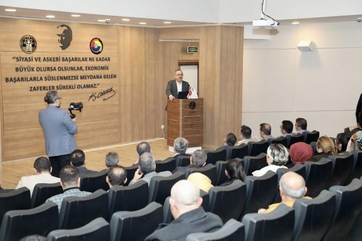 AK Partili Sürekli, Bergama, Kınık ve Dikili'de temaslarda bulundu