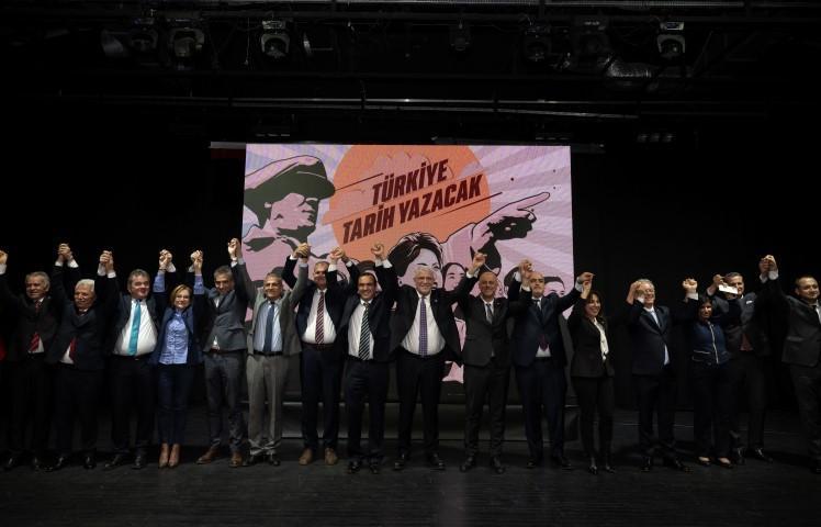İYİ Parti İzmir milletvekili adayları tanıtıldı