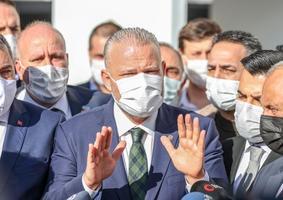 Menemen Belediyesinde yenilenen kura çekimi sonucu Başkan Vekili olarak AK Parti’nin adayı Aydın Pehlivan belirlendi. Pehlivan, kararın ardından gazetecilere açıklamalarda bulundu. ( Mahmut Serdar Alakuş - Anadolu Ajansı )