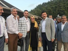 AK Parti Genel Başkan Yardımcısı Hamza Dağ (sağ 2) İzmir'in Bornova ilçesinde bulunan Ege Bölgesi Yörük Türkmen Federasyonuna bağlı yörük obasını ziyaret etti.  ( Meriç Ürer - Anadolu Ajansı )