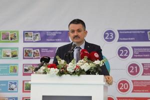 Tarım ve Orman Bakanı Bekir Pakdemirli İzmir’in Menemen ilçesindeki Ege Tarımsal Araştırma Enstitüsünde İzmir 2021 Yılı Projeleri Lansmanına katılarak konuşma yaptı. ( Lokman İlhan - Anadolu Ajansı )