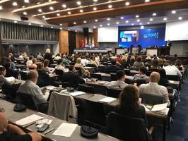 İzmir'de Herkes İçin Acil Sağlık Derneği (HİASD) tarafından sağlıktaki teknolojik gelişmelerin konuşulduğu "Avrasya Sağlık 4.0 Zirvesi" düzenlendi. ( Tezcan Ekizler - Anadolu Ajansı )