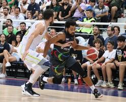 Yukatel Merkezefendi Belediyesi Basket-Aliağa Petkimspor