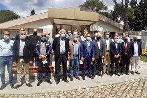 AK Parti İzmir İl Başkanı Kerem Ali Sürekli, AK Parti Bergama İlçe Başkanlığınca Kleopatra Güzellik Ilıcası'nda düzenlenen toplantıya katıldı. ( Mehmet Ezgin - Anadolu Ajansı )