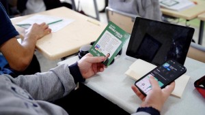 Üniversiteye hazırlanan gençlere destek