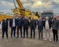 Şoförlerin sorunlarını dinliyor