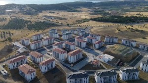 516 konut teslim edilmeye başlandı