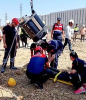 Kuyuya düşen vatandaş kurtarıldı