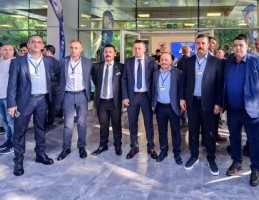 Toptan yeniden başkan