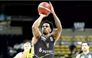 Efianayi geri döndü