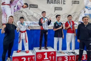 Karatecilerden büyük başarı