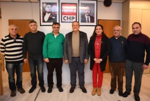 VİYANA’DA CHP’LİLERLE BULUŞTU