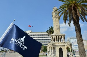 FİTCH’DEN İZMİR’E GÜZEL HABER