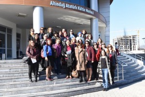 BORNOVA’DA KADINLARI GÜÇLENDİREN EĞİTİM