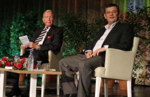 ‘UĞUR DÜNDAR İLE HALK ARENASI’ KARŞIYAKA’DA