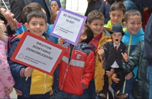 YARIYIL TATİLİNDE EĞLENEREK ÖĞRENDİLER