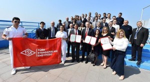 İZDENİZ’DE GURUR GÜNÜ