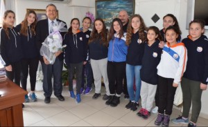 FİLENİN MELEKLERİNİ AĞIRLADI