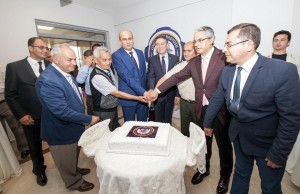 İZMİR'DE POLİS RADYOSU AÇILDI