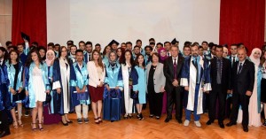 BERGAMA MYO’DA COŞKULU MEZUNİYET KUTLAMASI