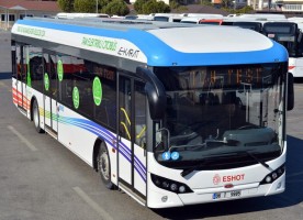 İZMİR’İN ELEKTRİKLİ OTOBÜSLERİ GELDİ