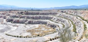 TAŞ OCAĞINA "YEŞİL GERDANLIK"