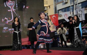 DÜNYA ÇOCUKLARI KARŞIYAKA’DA BULUŞTU