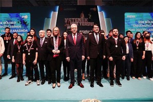 EGE BÖLGESİ KARİYER FUARI AÇILDI