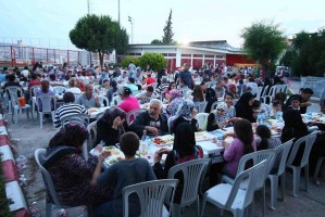 BAYRAKLI’DA 6 NOKTAYA İFTAR ÇADIRI KURULACAK