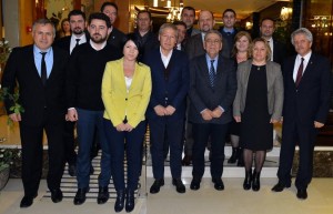 BAŞKAN’DAN “TEK ÇATI” ÖNERİSİ