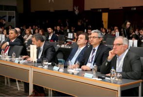 KARŞIYAKA YİNE ZİRVEDE!