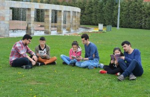 HERKES KİTAP OKUSUN DİYE..