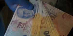 BERGAMA'DA SAHTE PARA OPERASYONU