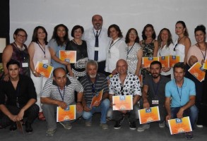 DİKİLİLİ KURSİYERLERİN SERTİFİKA SEVİNCİ