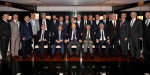 İZMİRLİ BAŞKANLARDAN EKONOMİYE DÖNÜŞ MESAJI