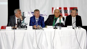 BAKIRÇAY'IN EKONOMİYE YÖN VERENLERİ ZİRVEDE BULUŞTU