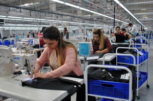 ALMAN GİYİM MARKASI İZMİR'DE BÜYÜYECEK