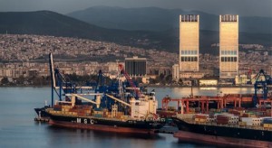 İZMİR İHRACATTA YENİDEN DÜNYA LİSTELERİNDE