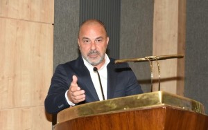 Aliağa limanlarını örnek gösterdi