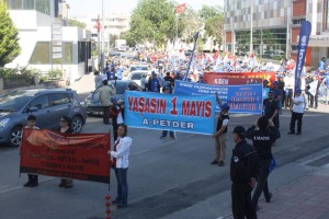 EMEKÇİLER ALANLARDA