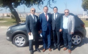 BELEDİYEDEN BAYRAMÖREN'E HEDİYE ARAÇ