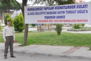 Muhtardan pankartlı hizmet teşekkürü