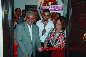 ÇAĞDAŞ ATAŞ KUAFÖR SALONU AÇILDI