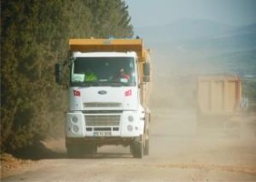 “GÜZELHİSAR’IN YOLLARI TAŞLI TOPRAKLI”