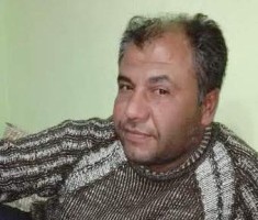 ŞOFÖR KAMYONUN ALTINDA KALDI