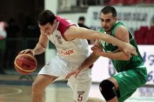 Aliağa Petkim Trabzon’da rahat bir nefes aldı:80-84