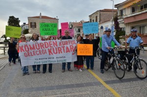 TERMİK SANTRALLERE KARŞI BİSİKLETLİ PROTESTO