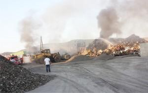 Hurda işleme fabrikasında yangın