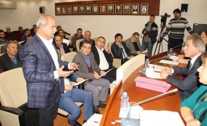 YİNE BORÇLANAMADILAR